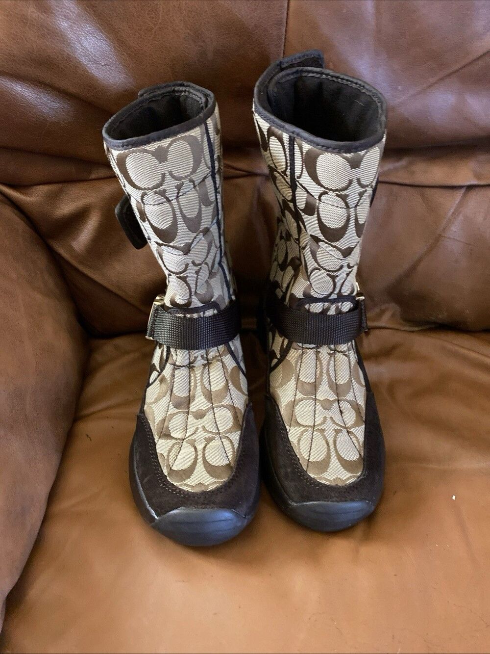 Coach Sharron Brown Womens Signature Design Boot Size 6.5